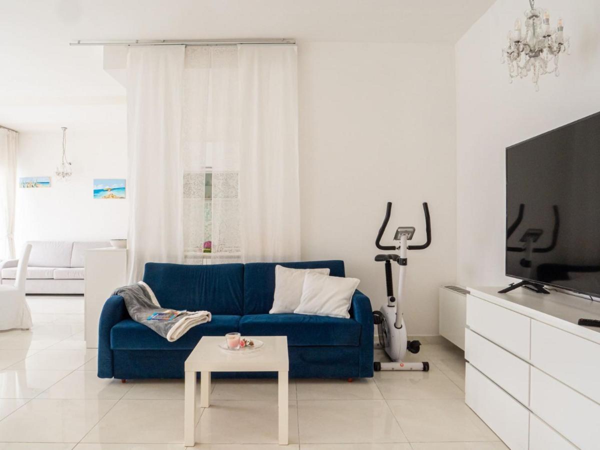 The Rent - Spacious With Balcony In Viale Monza * Milán
